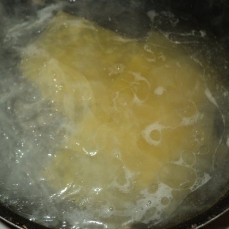 Krok 5 - Lazania z cielęciną, warzywami i parmezanem foto