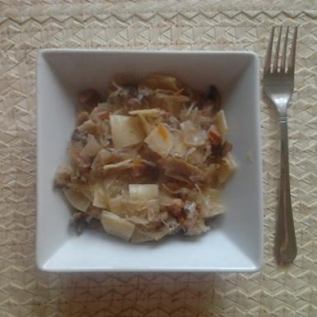 Krok 3 - Łazanki z pieczarkami i kiełbasą foto