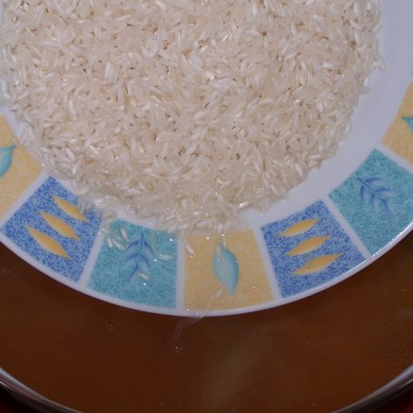 Krok 3 - Lekka, ryżowa, czyli zupa groszkowa :) foto