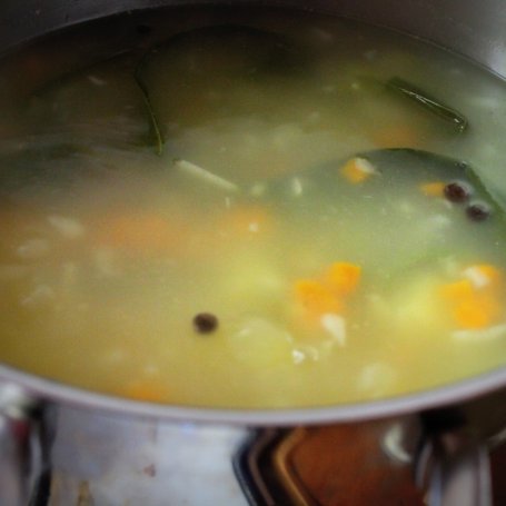 Krok 1 - Lekka zupa kalafiorowa z gałką muszkatołową foto