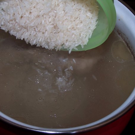 Krok 3 - Lekka zupa na upalne dni, czyli ryżowa z kapustą :) foto