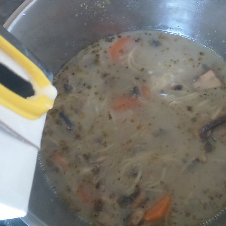 Krok 10 - Lekka zupa pieczarkowa foto