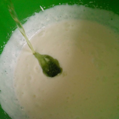 Krok 6 - Lekki jogurtowiec foto