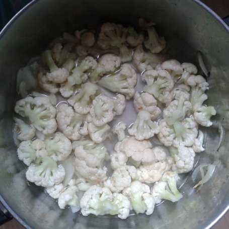 Krok 1 - Letni bigos z kalafiorem i cukinią foto