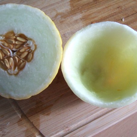 Krok 1 - Letni melon z nutką melisy foto