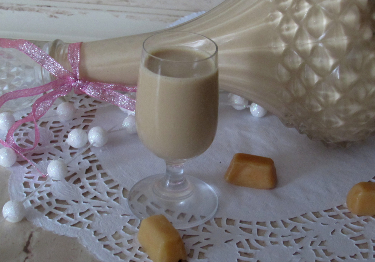 Likier krówkowy foto