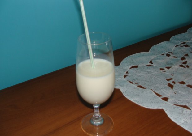 Fotografia przedstawiająca likier mleczny