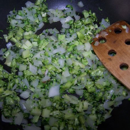 Krok 4 - łódki z ciasta francuskiego z tofu foto