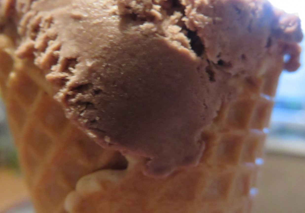 lody czekoladowe foto