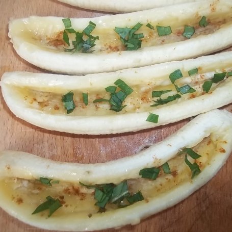 Krok 2 - Lody grillowane w bananach z chili i miętą foto