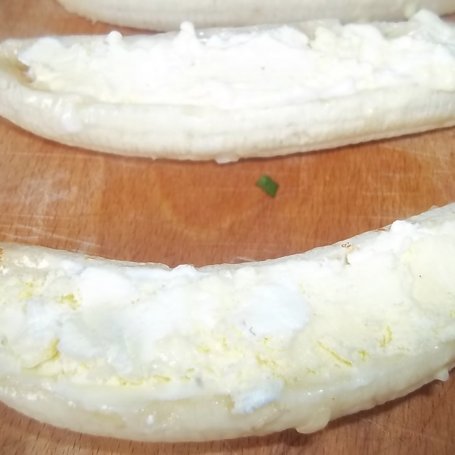 Krok 3 - Lody grillowane w bananach z chili i miętą foto