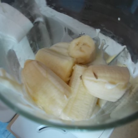 Krok 2 - Lody michałkowo- bananowe foto