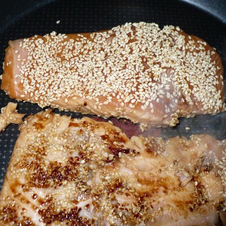 Krok 2 - Łosoś teriyaki z quinoa foto
