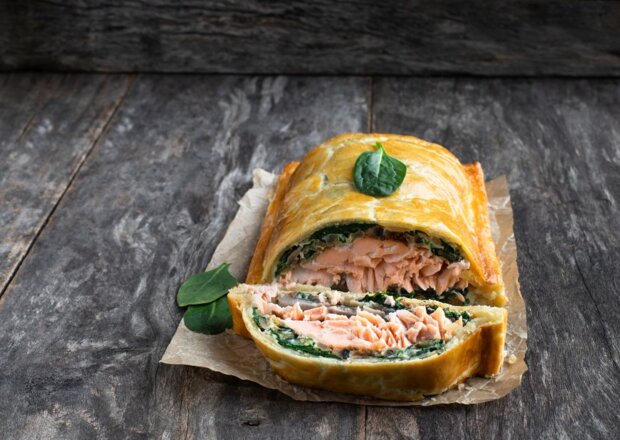 Fotografia przedstawiająca Łosoś w cieście francuskim z air fryera