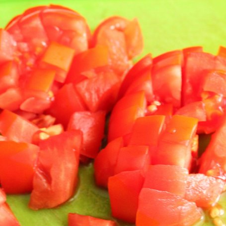 Krok 4 - Łosoś w pomidorach foto