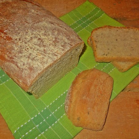 Krok 6 - Majonezowy chleb z czosnkiem niedźwiedzim foto