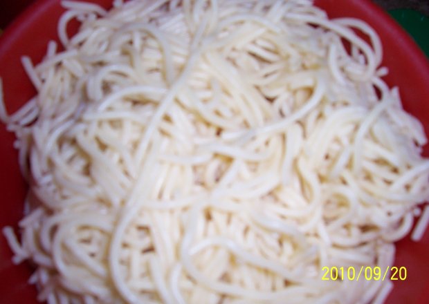 Fotografia przedstawiająca makaron do spagetti