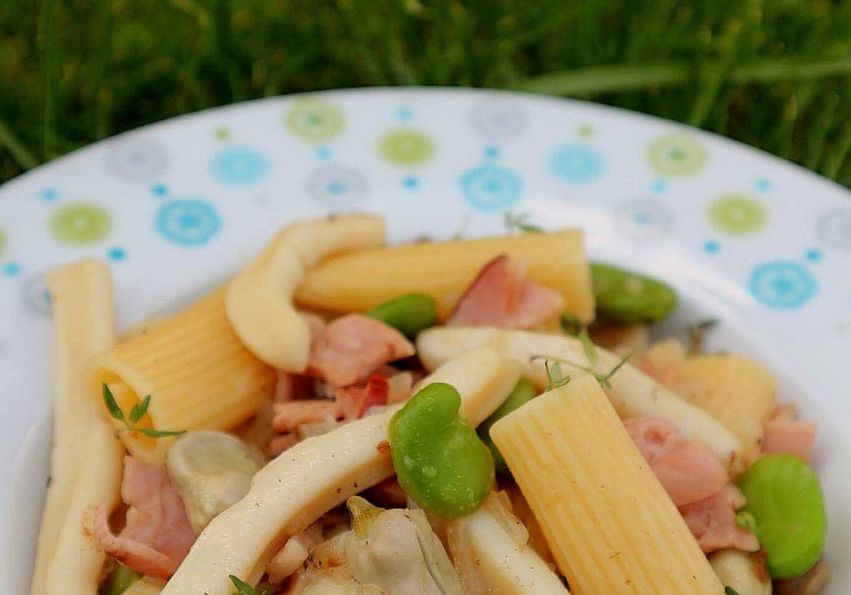 Makaron rigatoni z bobem i kalmarami DoradcaSmaku.pl