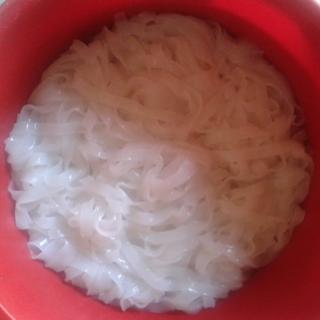 Krok 1 - Makaron ryżowy z kurczakiem w sosie Teriyaki foto