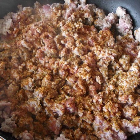 Krok 3 - Makaron spaghetti z sosem ala gyros na mięsie mielonym  foto