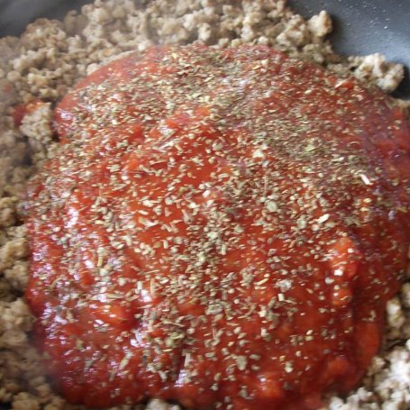 Krok 4 - Makaron spaghetti z sosem ala gyros na mięsie mielonym  foto