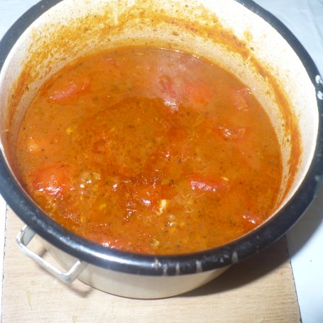 Krok 3 - Makaron w sosie pomidorowym foto