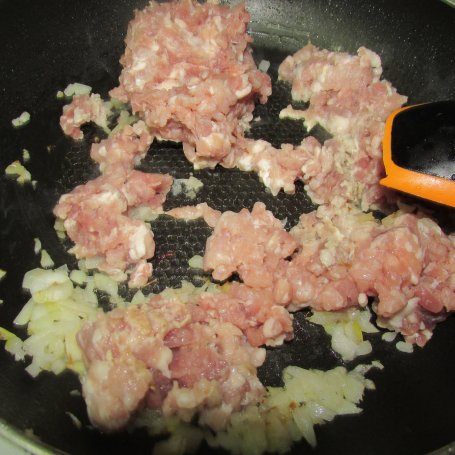 Krok 1 - Makaron z czosnkiem niedźwiedzim i warzywami foto