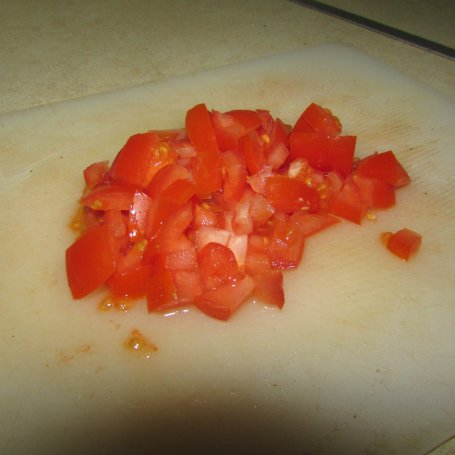 Krok 2 - Makaron z czosnkiem niedźwiedzim i warzywami foto
