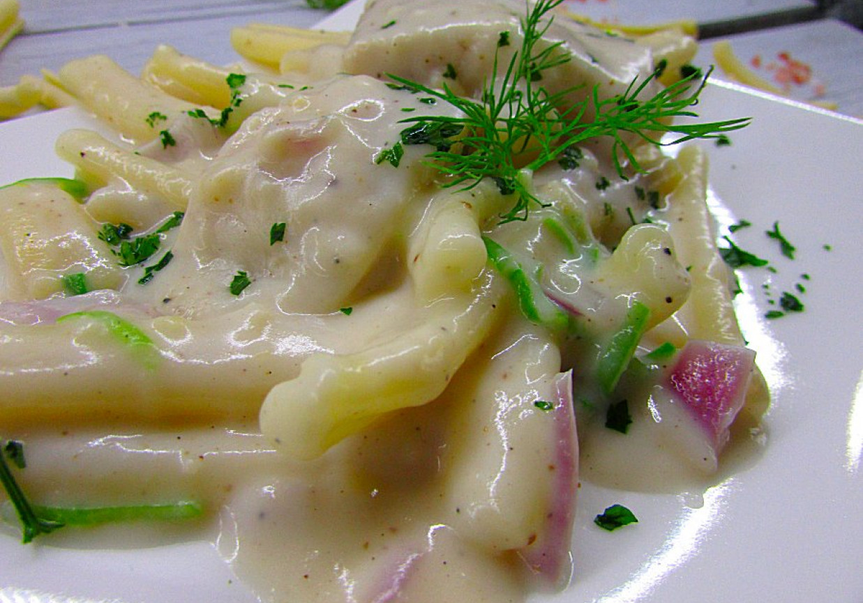 Makaron z dorszem w białym sosie DoradcaSmaku.pl