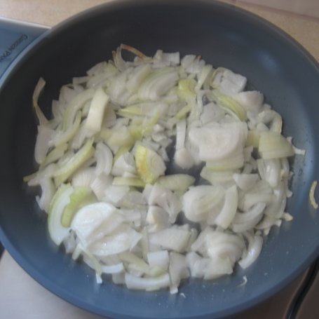 Krok 3 - Makaron z grillowanymi warzywami i szynką foto