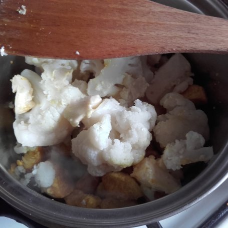 Krok 2 - Makaron z kalafiorem foto