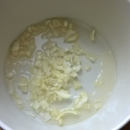 Krok 1 - Makaron z kurczakiem w warzywnym sosie foto