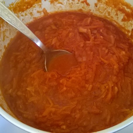 Krok 3 - Makaron z kurczakiem w warzywnym sosie foto