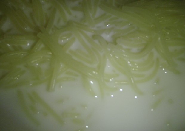 Fotografia przedstawiająca Makaron z mlekiem
