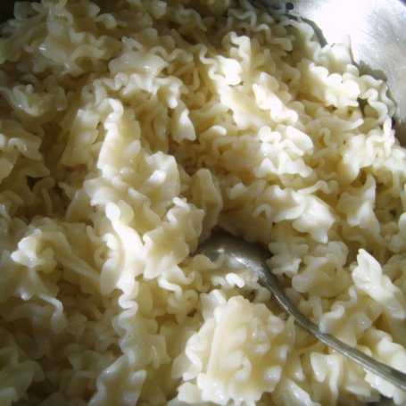 Krok 1 - makaron z owocami foto