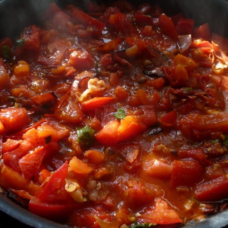 Krok 3 - Makaron z pomidorami i szynką szwarcwaldzką foto