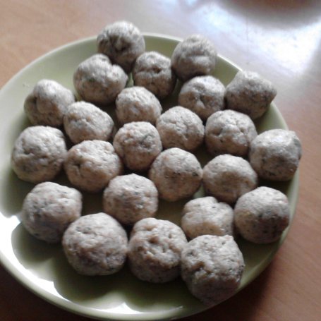 Krok 1 - Makaron z Pulpecikami na zielono foto