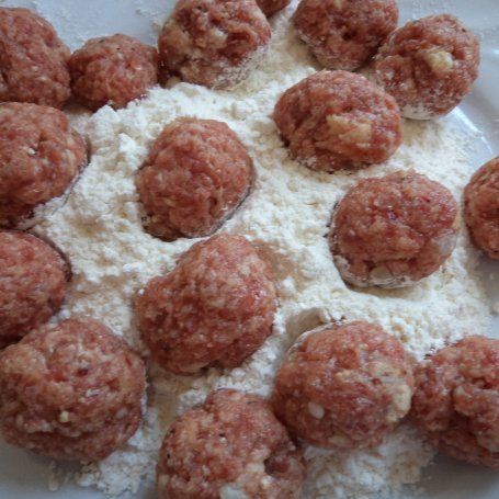 Krok 4 - Makaron z pulpetami w ziemniaczanym kremie foto