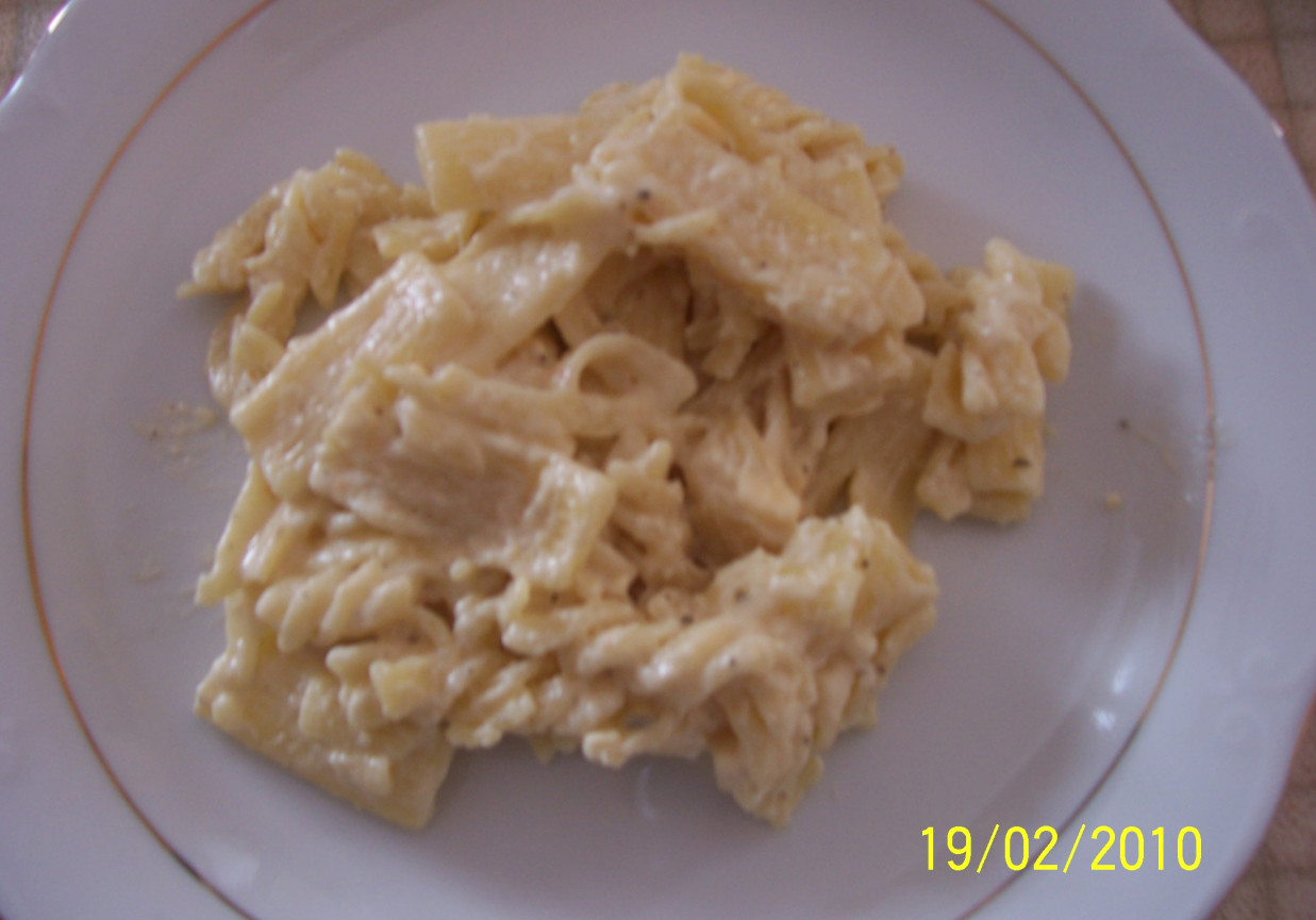 Makaron z serkami topionymi foto