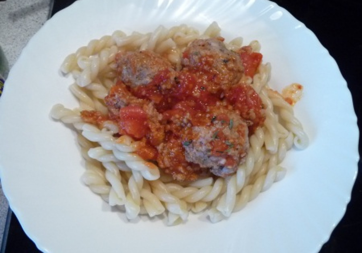 Makaron z sosem a la bolognese foto