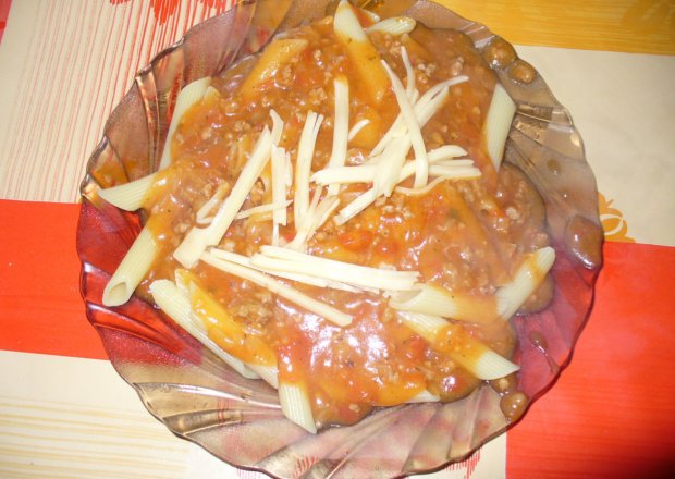 Fotografia przedstawiająca Makaron z sosem bolognese