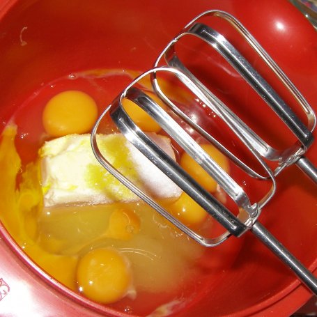 Krok 1 - makowa babka z pomarańczowo-czekoladową polewą... foto