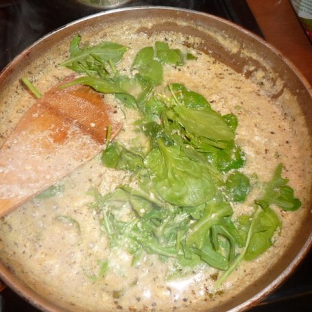 Krok 4 - makraon z zielonym curry foto