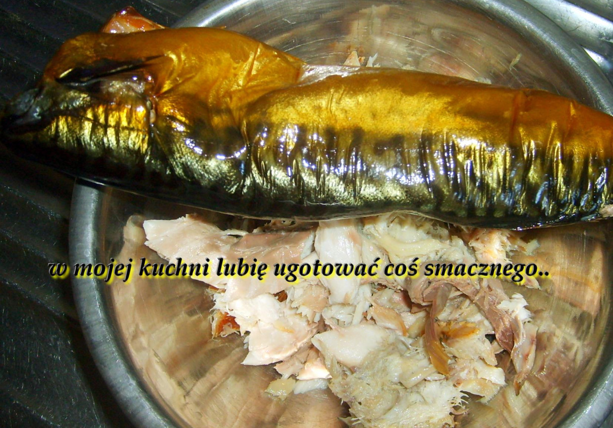 makrela wędzona z papryczką chilli... foto
