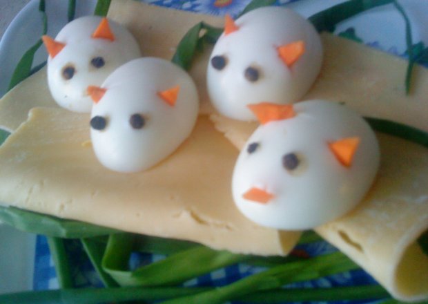 Fotografia przedstawiająca Małe jajeczne myszki dla maluszków