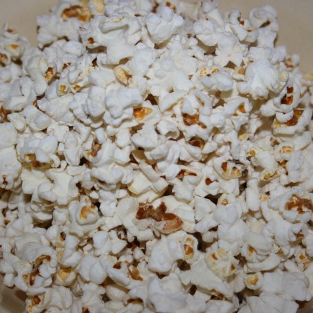 Krok 1 - Malinowy sernik na popcornie        foto