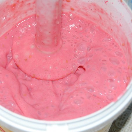Krok 3 - Malinowy shake foto