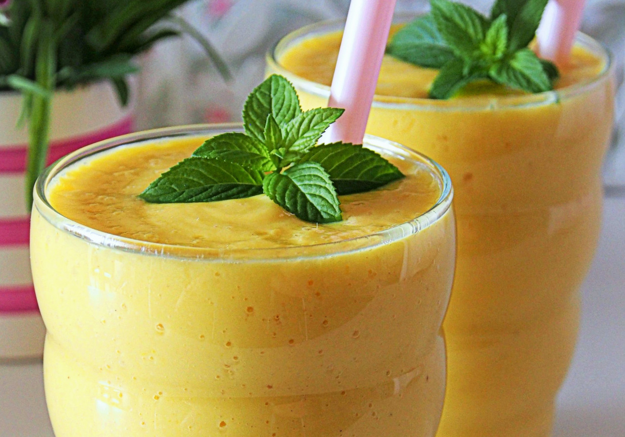 Mango lassi foto