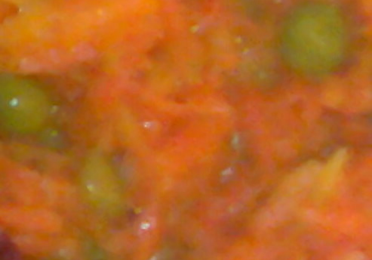 marchewka glazurowana z groszkiem foto
