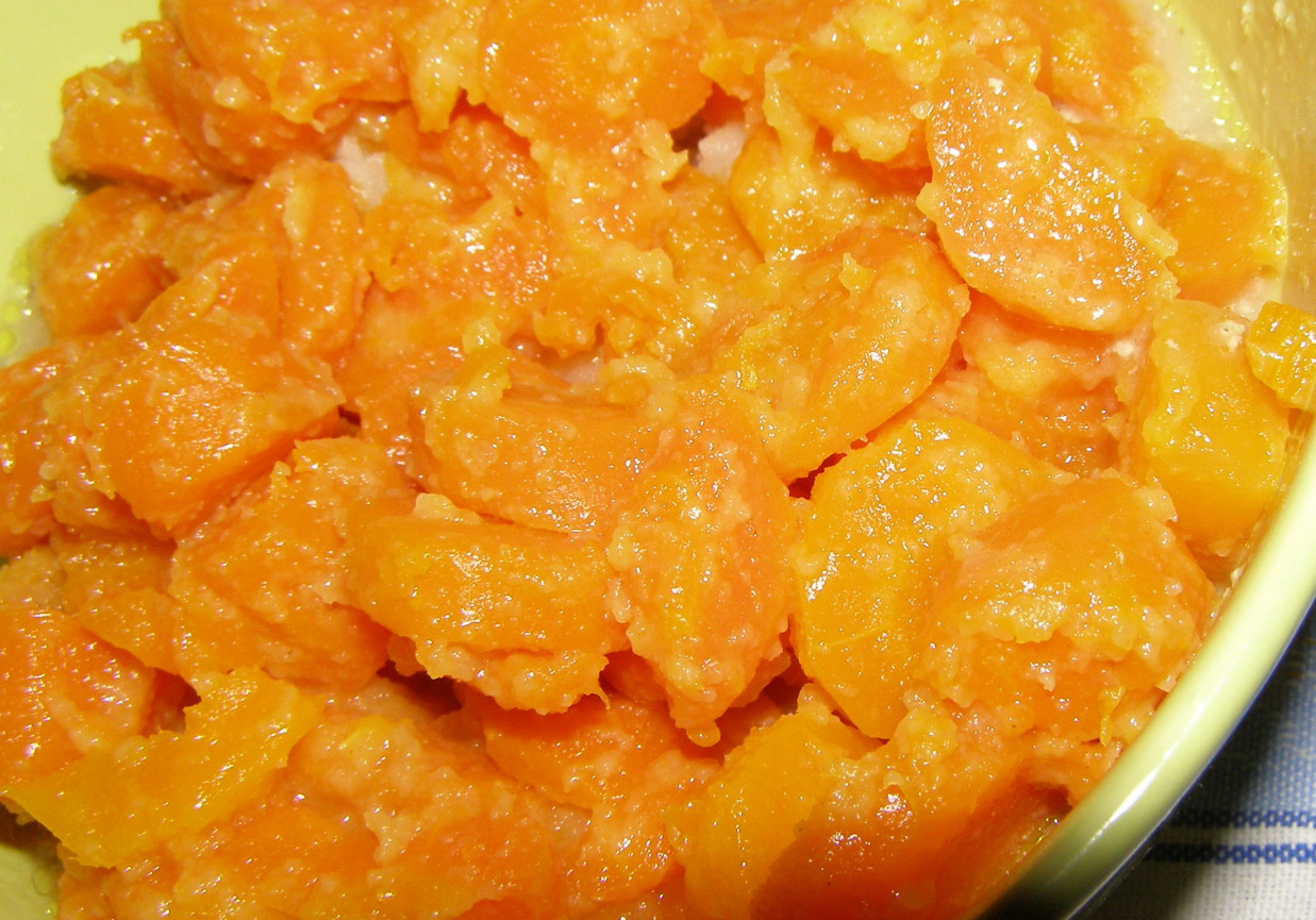 marchewka z masłem i pomarańczą... foto